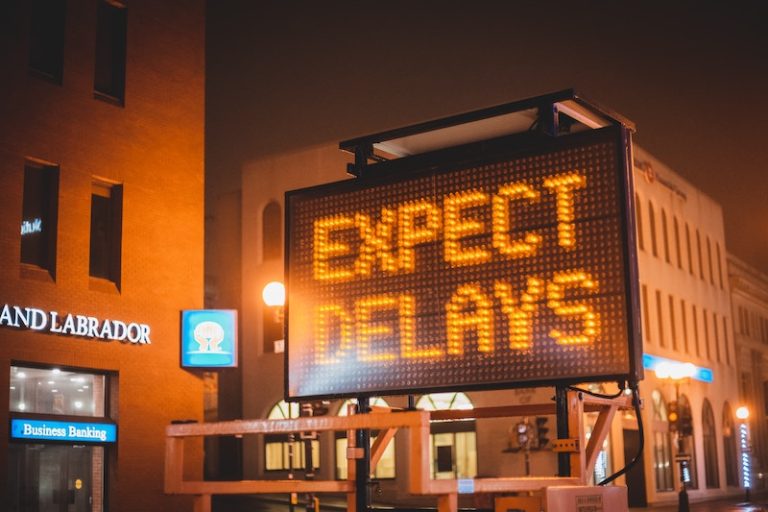 5 Reasons Your Project Or Program Get Stalled When You’re Working With A Consultant or Coach