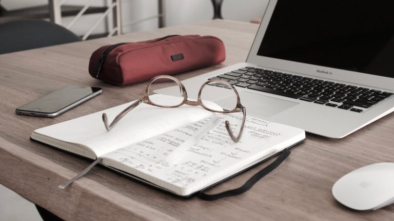 2 storytelling hacks for standout branding