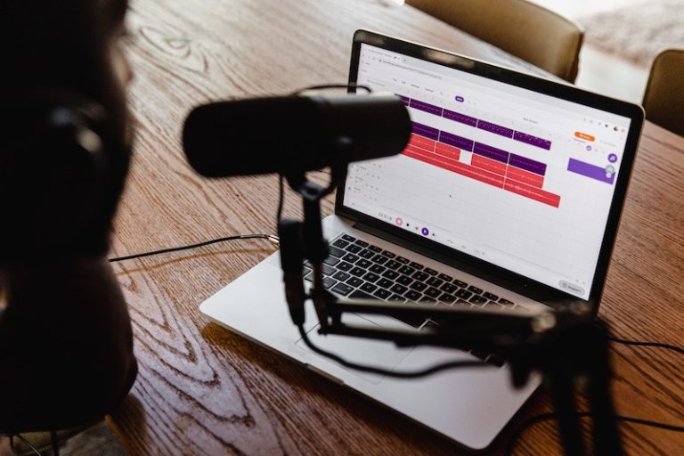 Pitching a podcast: these 2 questions show you’re clueless